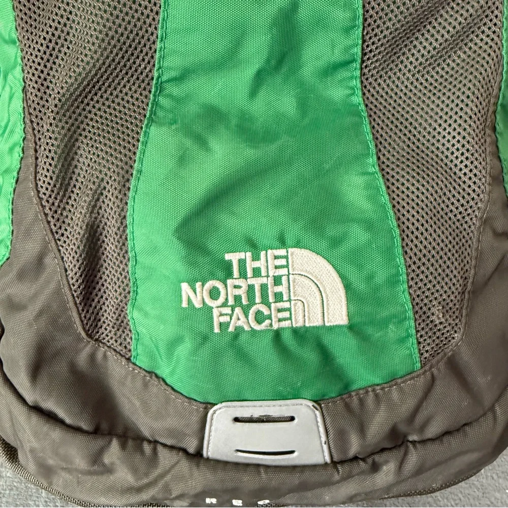 The North Face Recon Legacy Model Green, black Yellow Backpack Daypack Bag